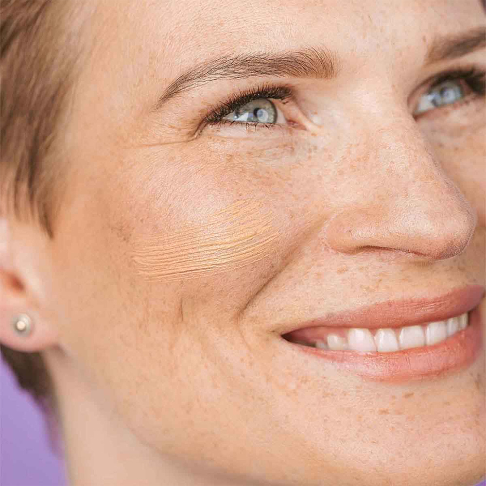 BB cream (100 Amber Stones – 663)