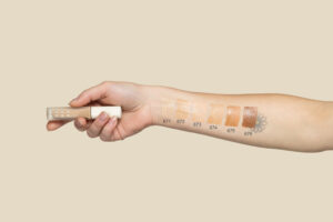 Liquid concealer Invisible Hero №1