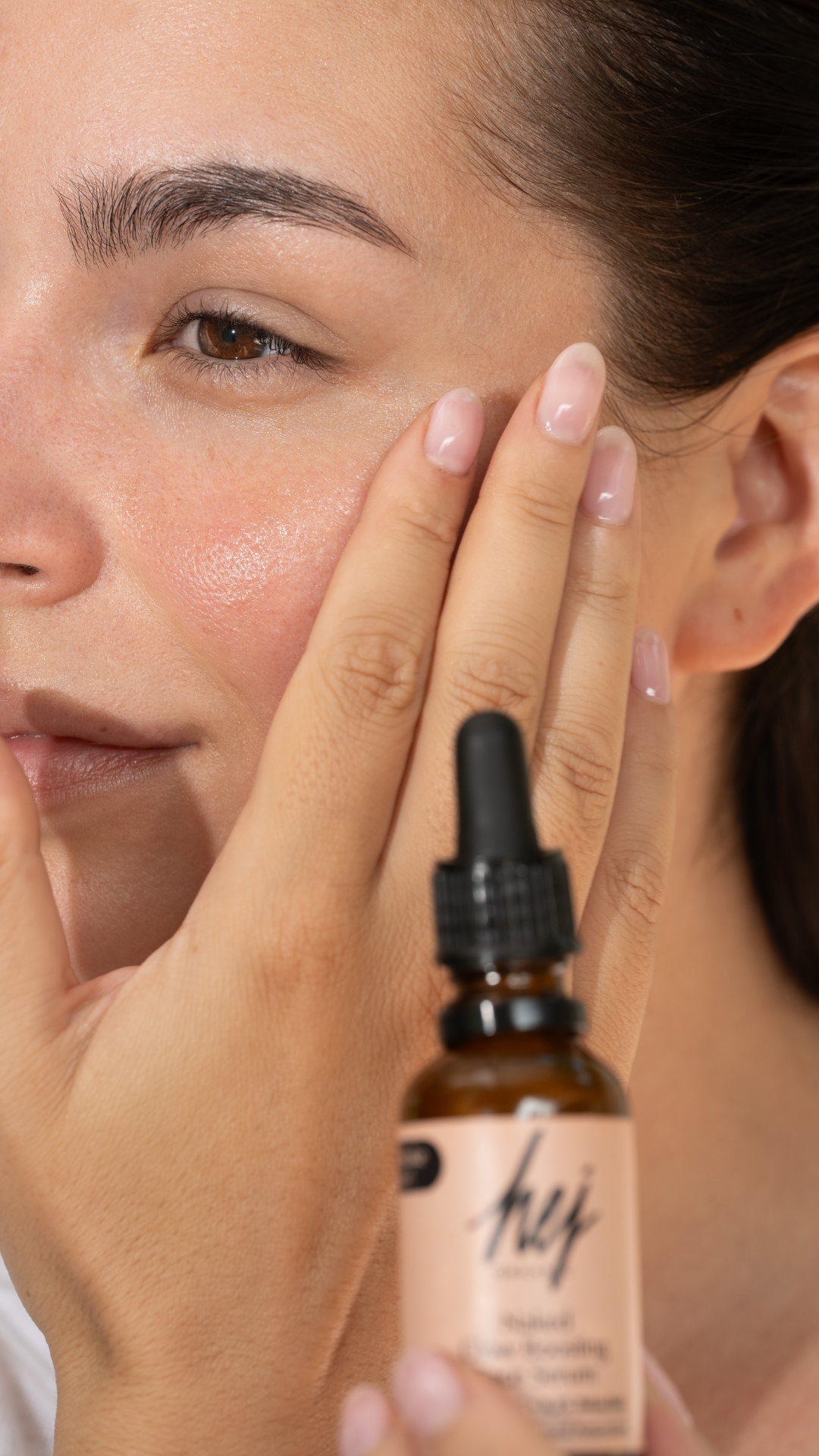 Naked Glow Boosting Face Serum