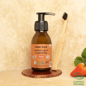 Dentifrice enfant en pâte à la fraise