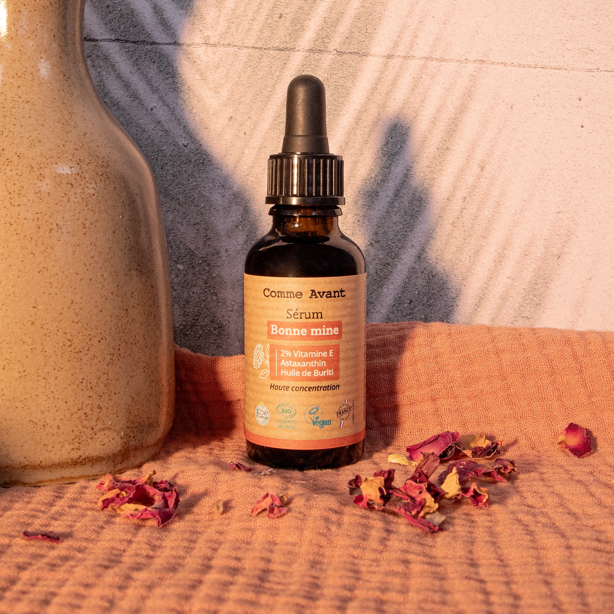 High concentration serum with glow effect