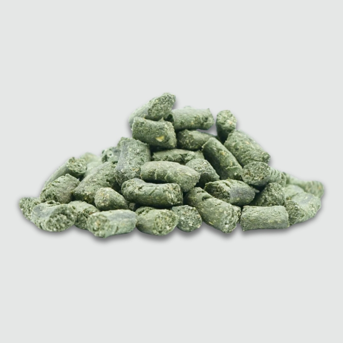 Spirulina training snack