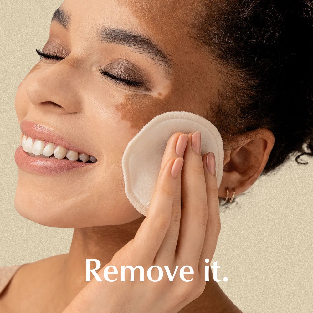 Naked Remove It All Cleansing Water